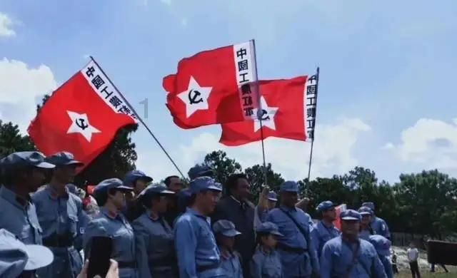 独自旅行过程中女性需要准备什么以保护自身安全？游戏画面