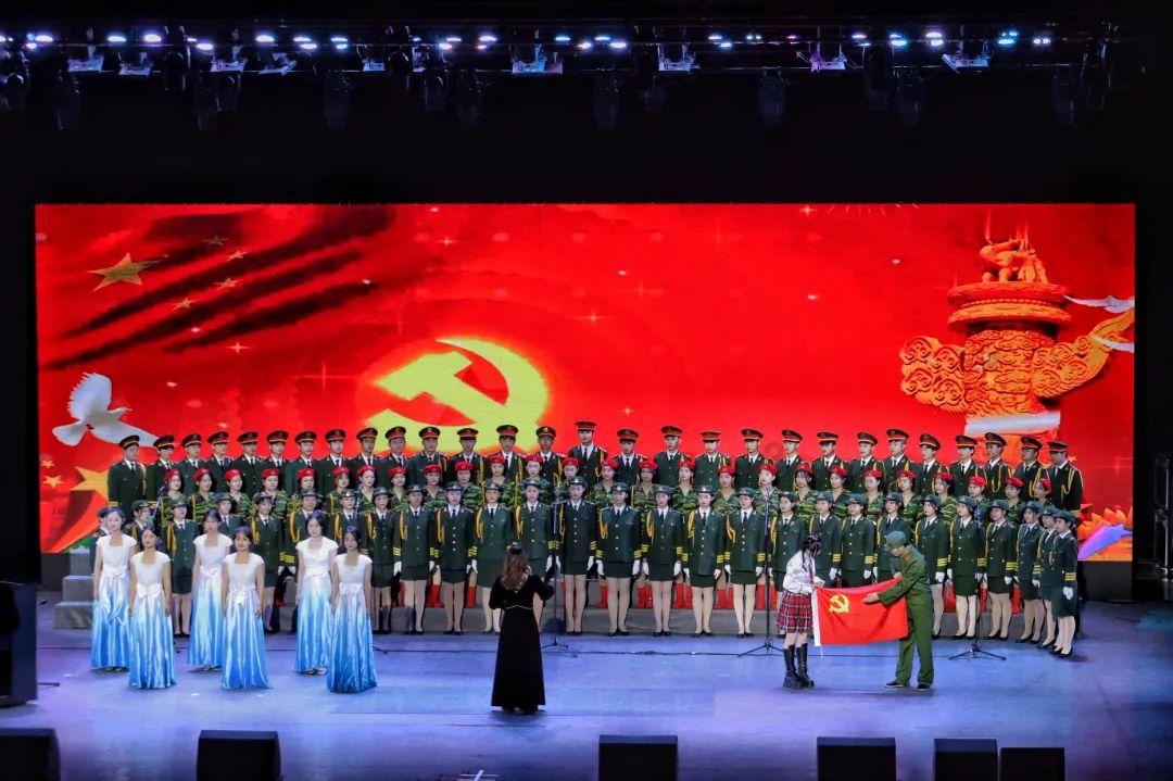 章鱼喷墨汁