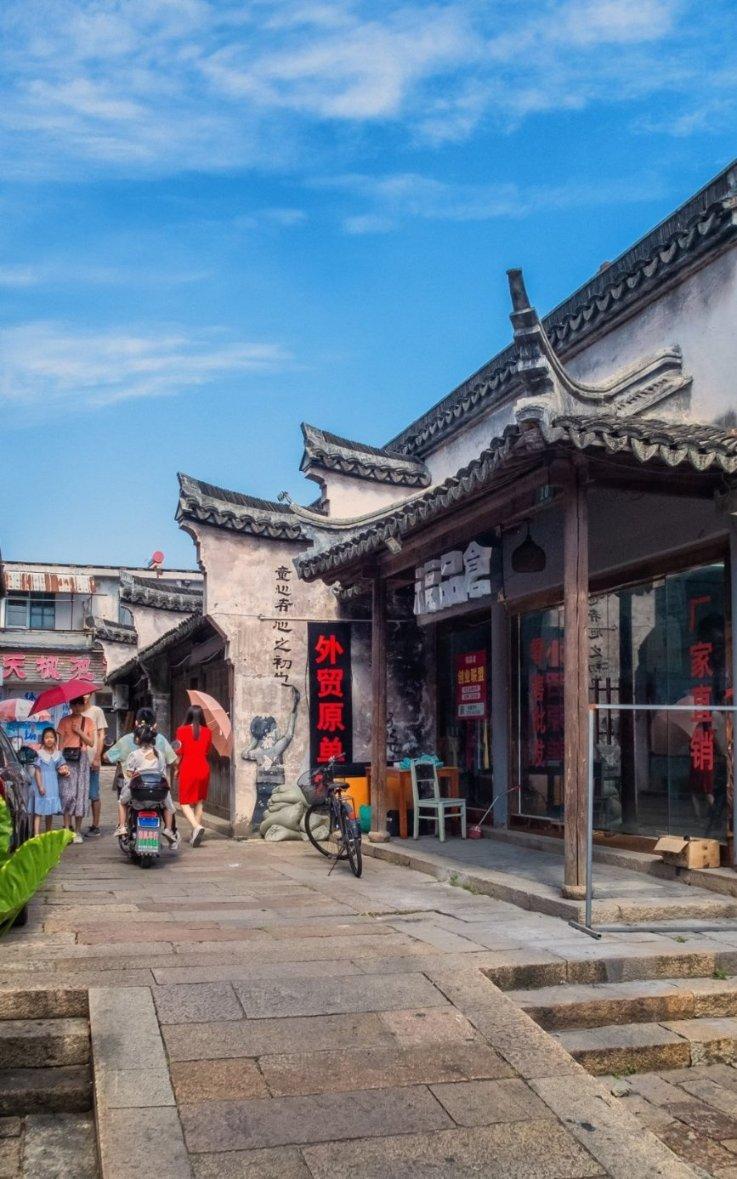 哈尔滨“冻柿子咖啡”火出圈 京东年货节下单德龙E系列咖啡机享6期免息