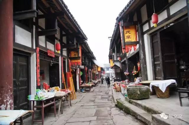 记忆中的年味，被这群年轻人“还原”了